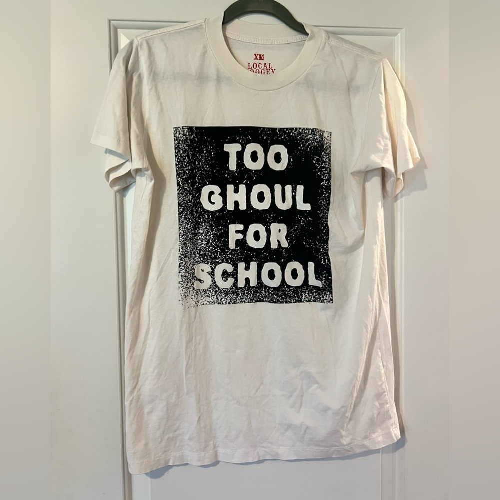 Too Ghoul Halloween Tee XL
